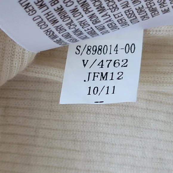 2011 NWOT Lightweight Ribbed Halter Tank Top Small Cream | Old Navy - Picture 8 of 14